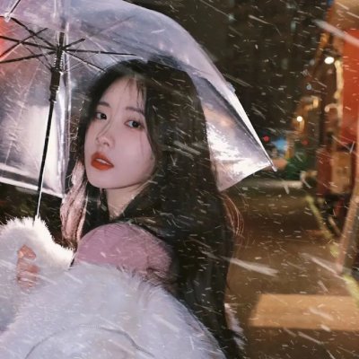 小孩好黑